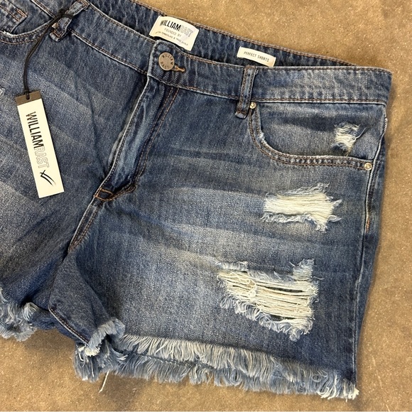 NWT William Rast Demim Jean Shorts Juniors 32 Distressed Perfect Shorts - Picture 3 of 7